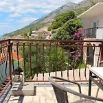 Sonja Apartment Pisak