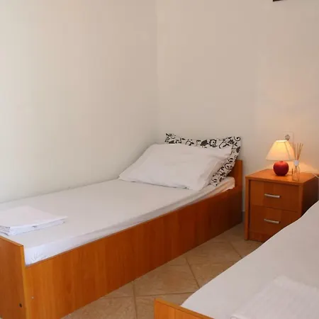 Sonja Apartman